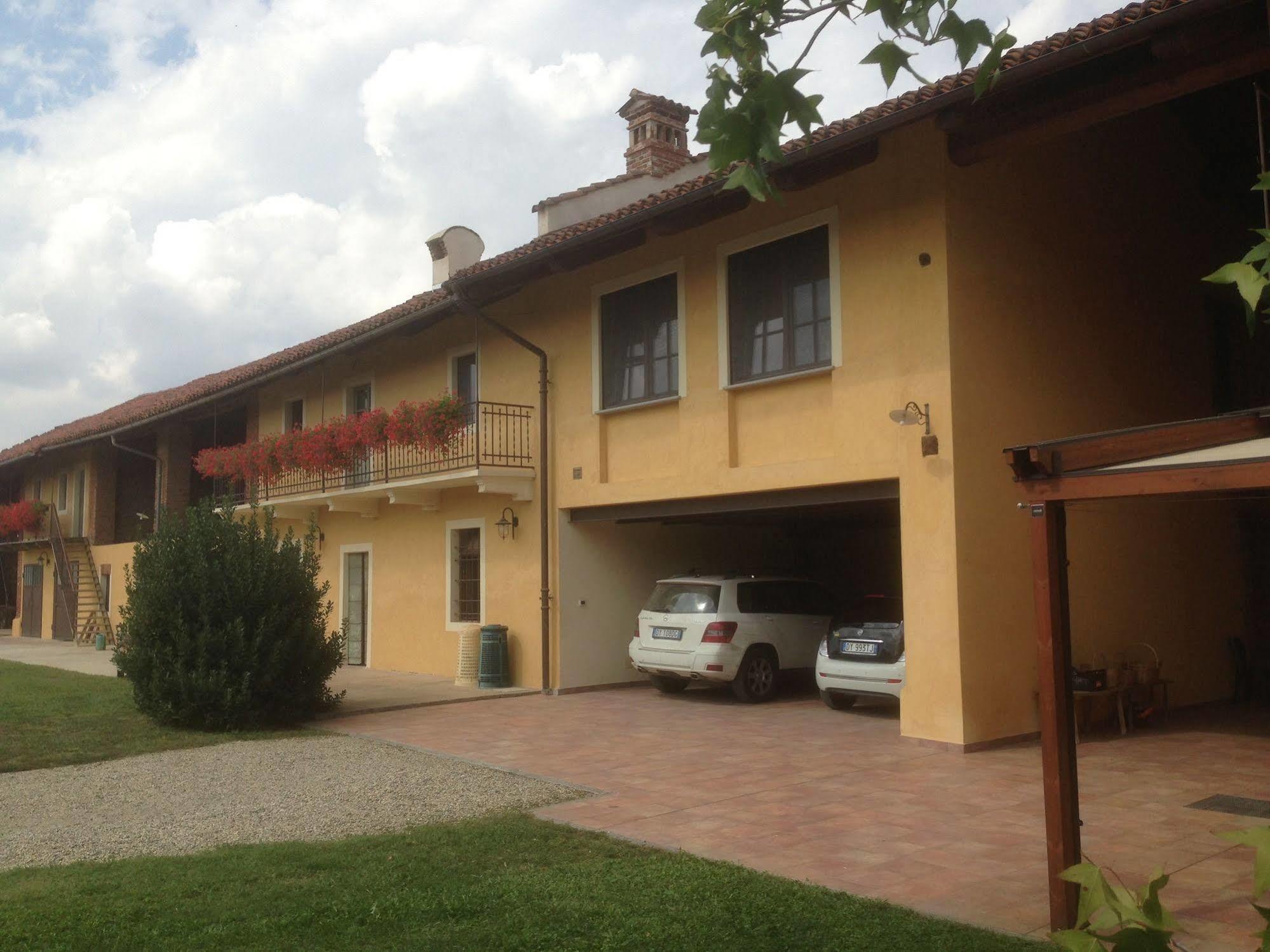 Quattro Gatti Bed & Breakfast Airasca Dış mekan fotoğraf