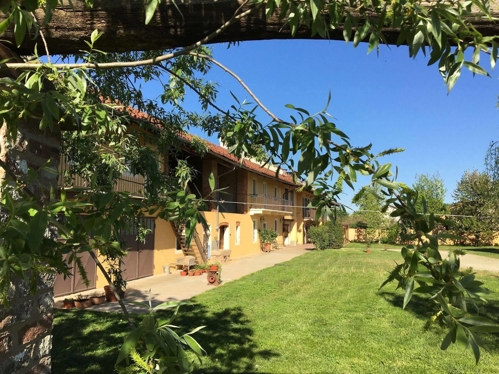 Quattro Gatti Bed & Breakfast Airasca Dış mekan fotoğraf