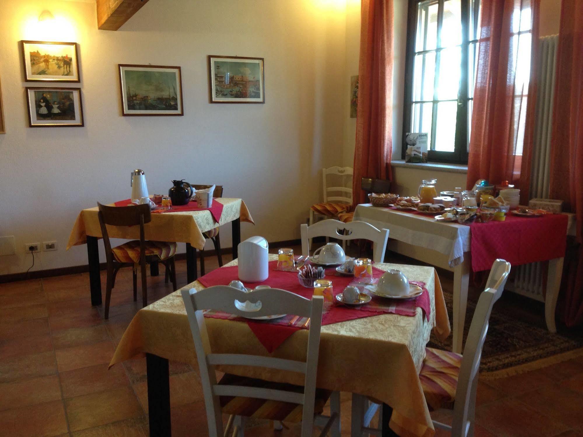 Quattro Gatti Bed & Breakfast Airasca Dış mekan fotoğraf