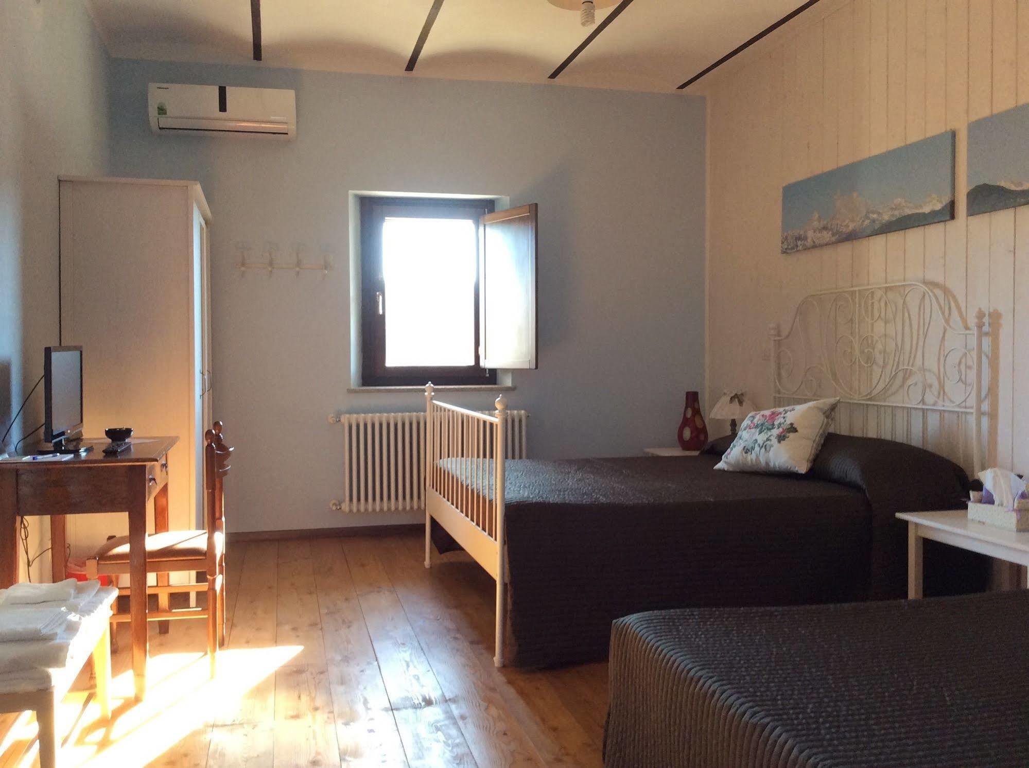 Quattro Gatti Bed & Breakfast Airasca Dış mekan fotoğraf