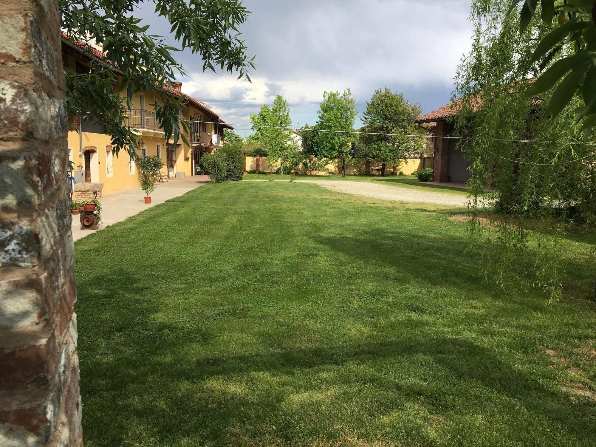 Quattro Gatti Bed & Breakfast Airasca Dış mekan fotoğraf